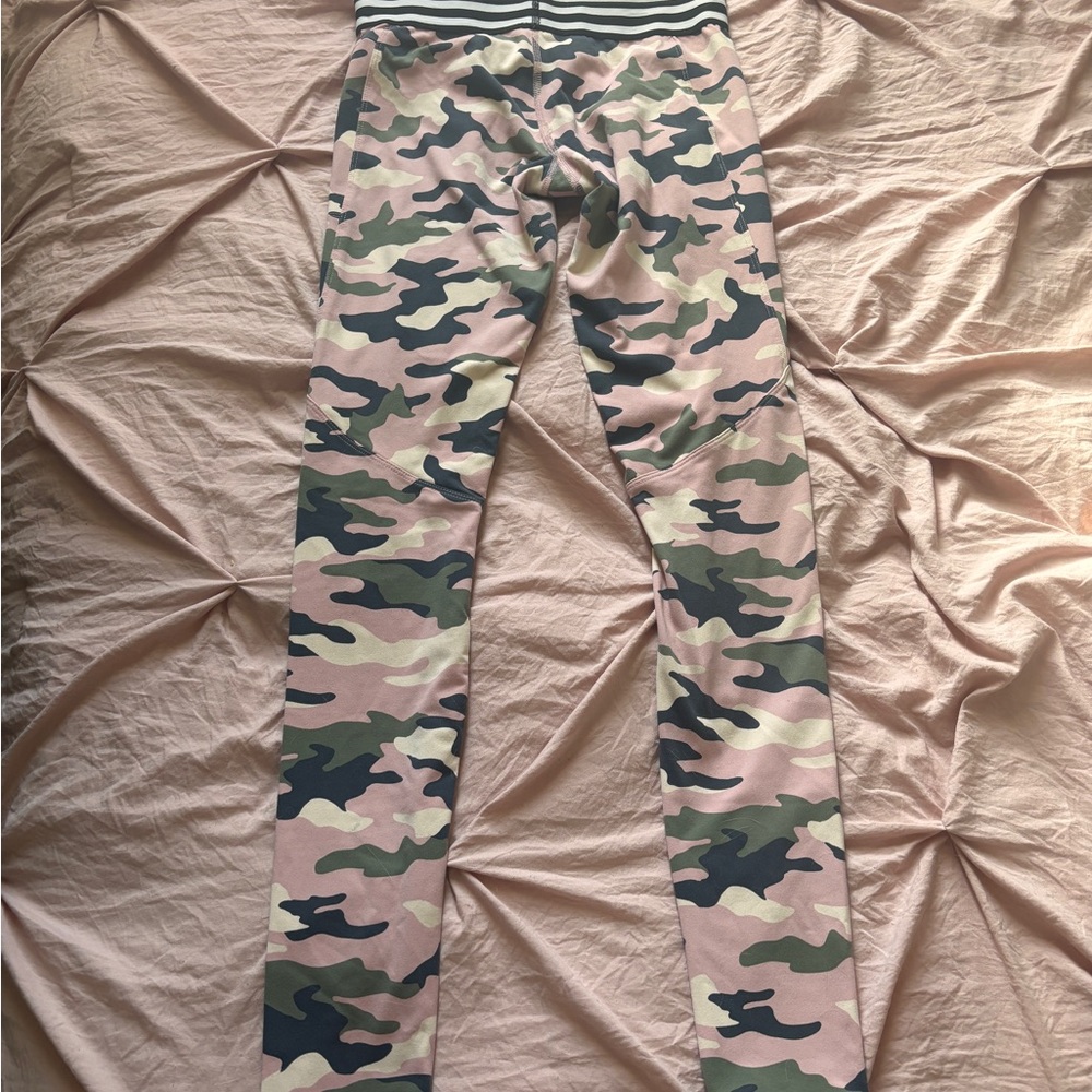 Victoria’s Secret PINK ultimate camouflage pink and green leggings.